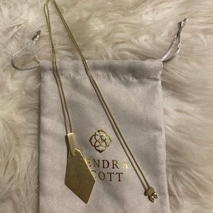 Kendra Scott Gold Pendant Necklace